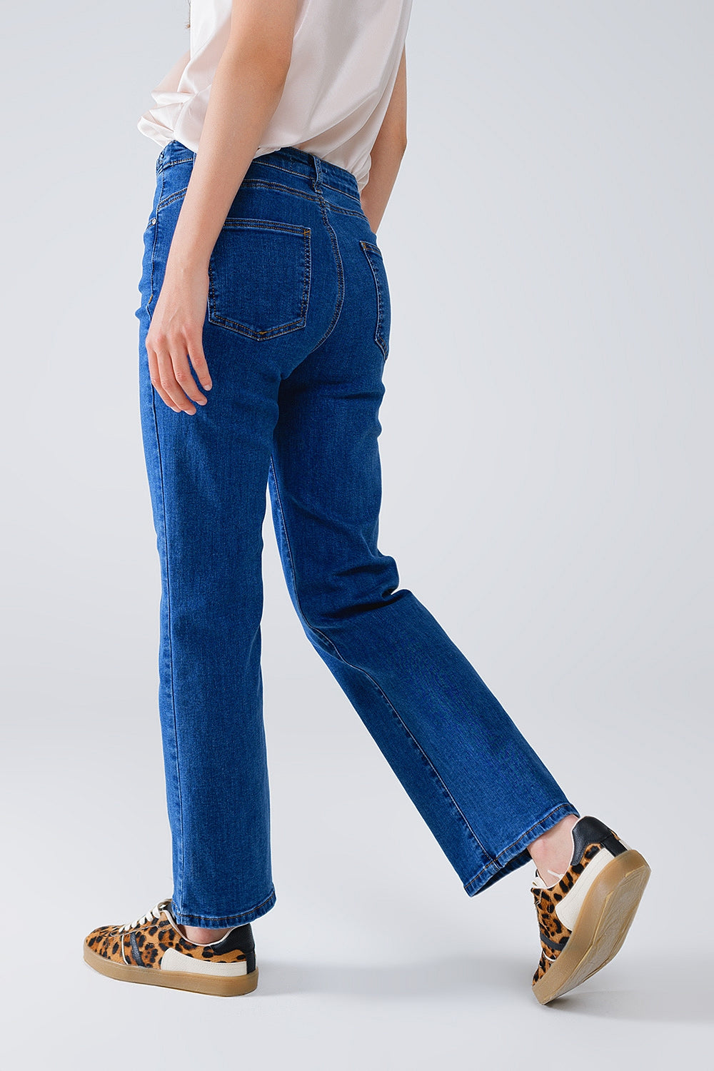 Basic Dark Blue Denim Jeans With Braid Detail At Waist Q2 Jeans BoutiqueLua