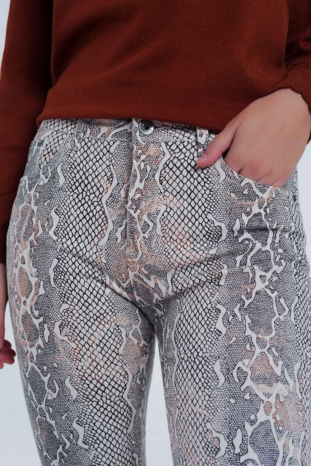 beige coloured pants with snake print Q2 Jeans BoutiqueLua