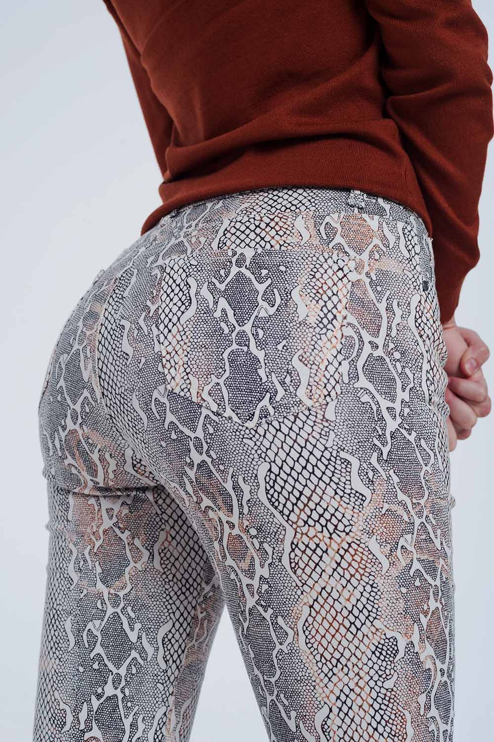 beige coloured pants with snake print Q2 Jeans BoutiqueLua