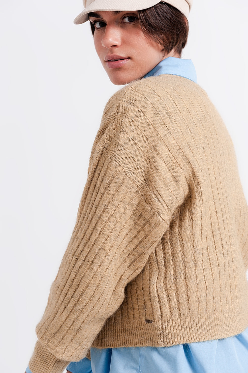 Beige sweater in stripe Q2 Sweaters BoutiqueLua