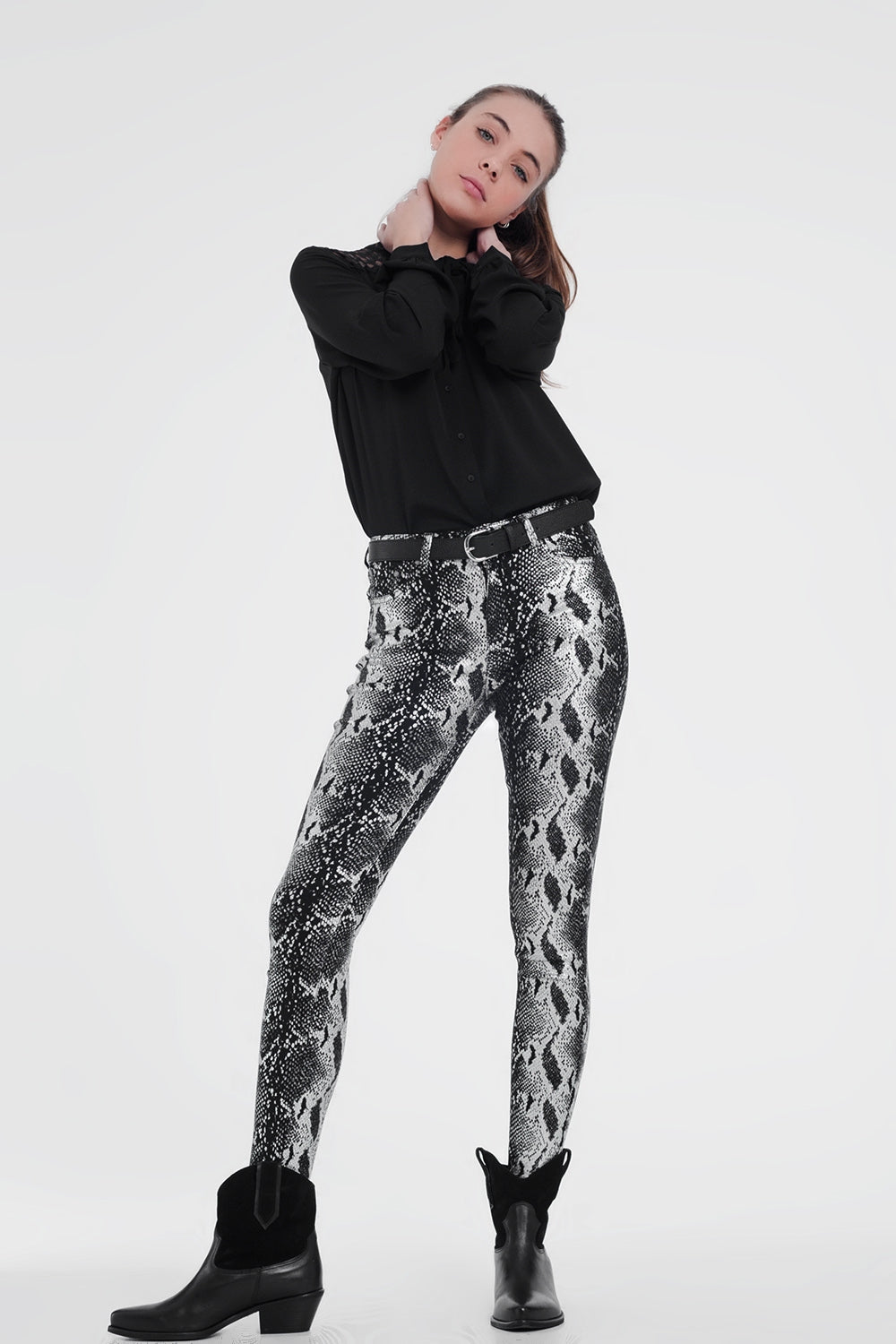 Black skinny shiny printed pants Q2 Jeans BoutiqueLua