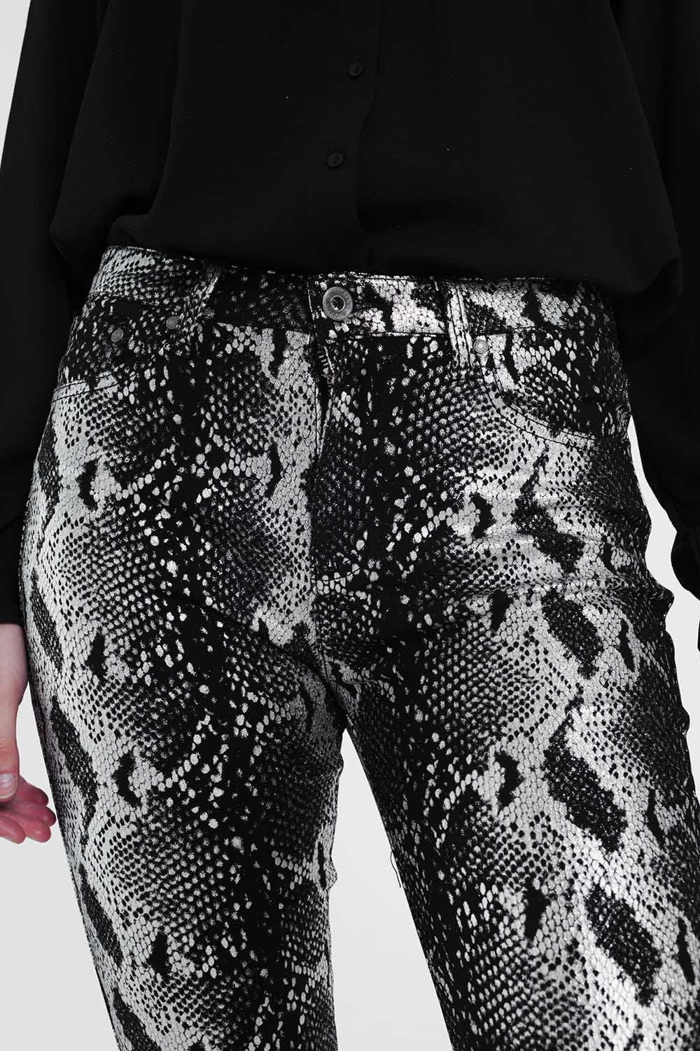 Black skinny shiny printed pants Q2 Jeans BoutiqueLua