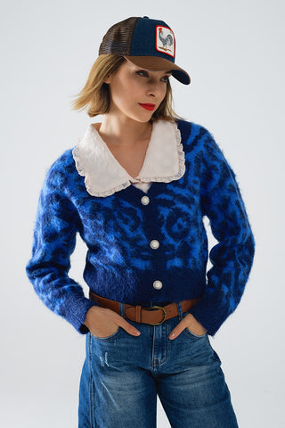 cardigan estampa de leopardo azul feito de malha com lã