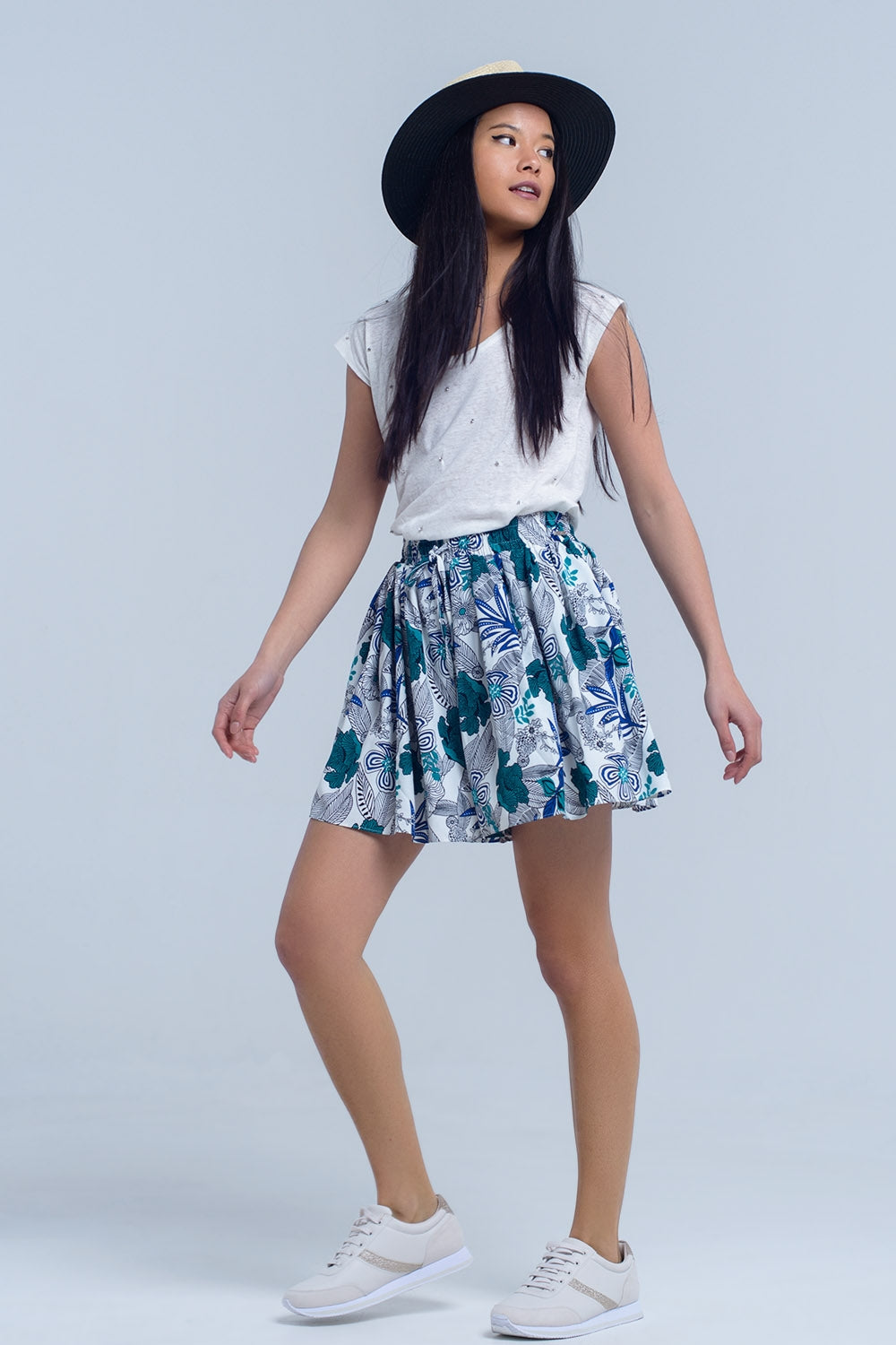 Blue mini skorts with floral print Q2 Skirts BoutiqueLua