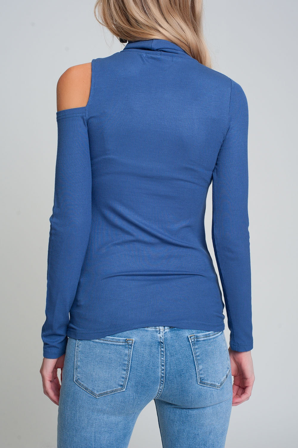 Blue sweater with one open shoulder and high neck Q2 Sweaters BoutiqueLua