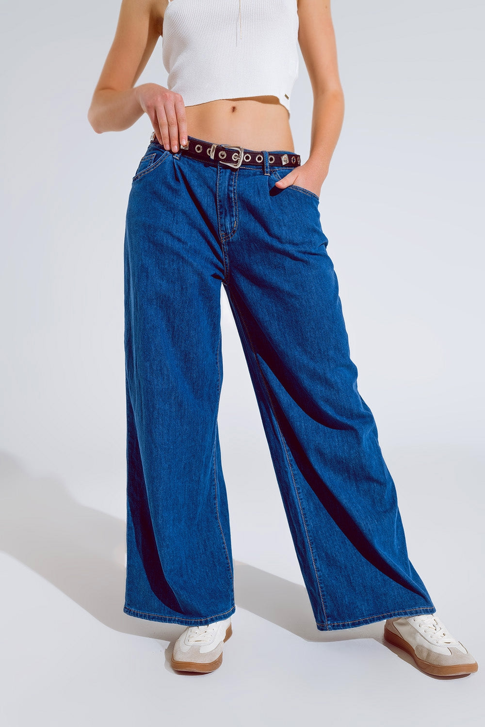 Boyfriend Wide leg  five pocket jeans in dark wash Q2 Jeans BoutiqueLua