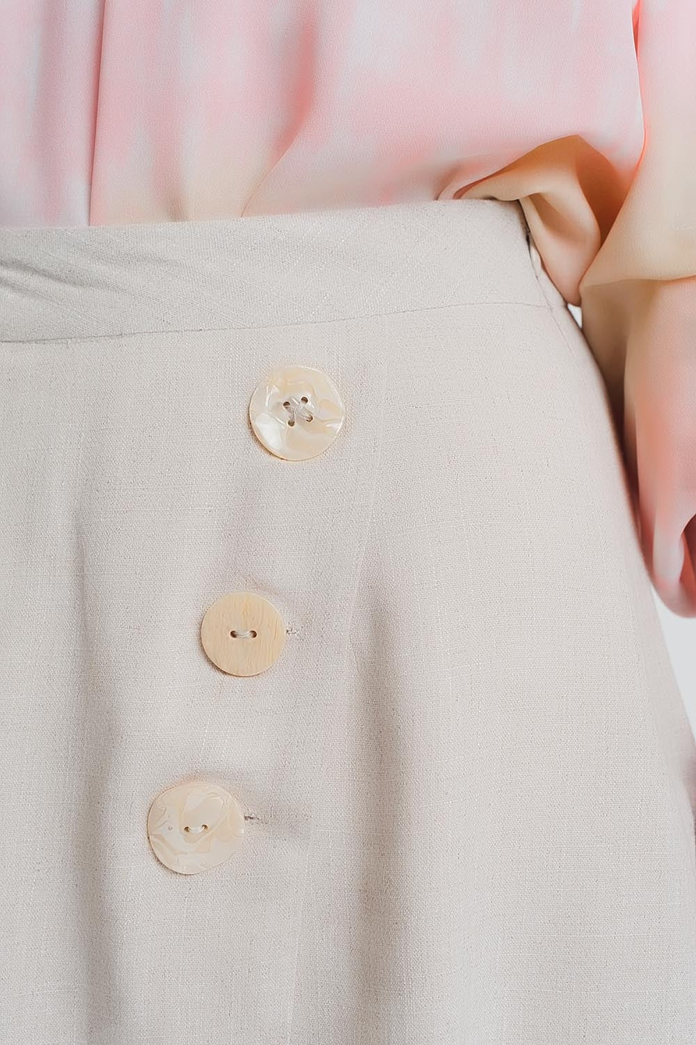 button detail shorts Q2 Pants BoutiqueLua