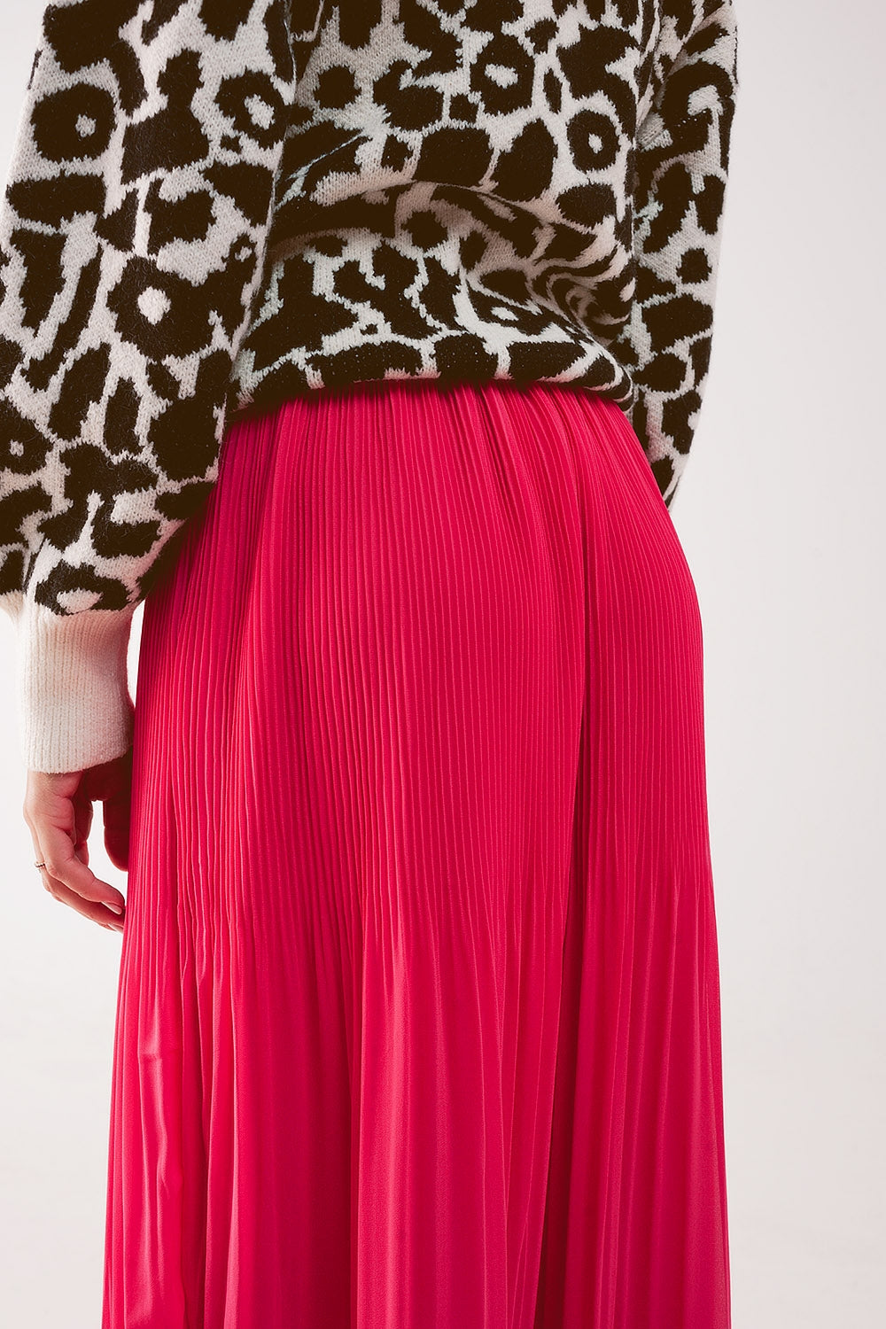 Chiffon pleated midi skirt in fuchsia Q2 Skirts BoutiqueLua