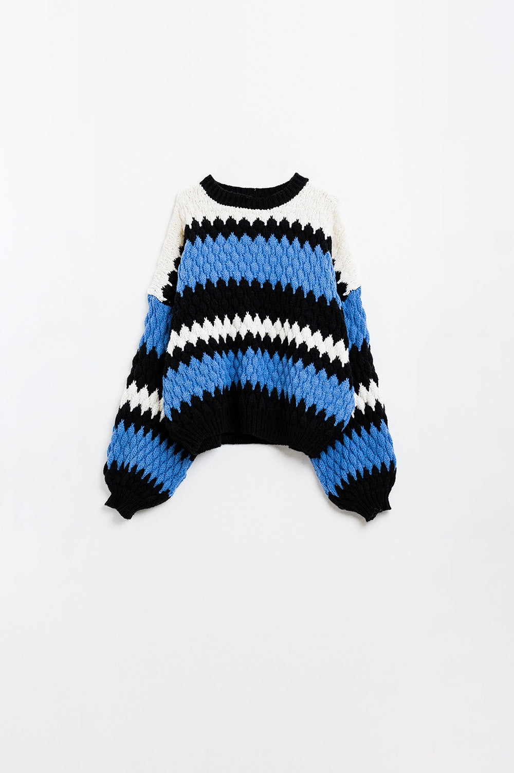 Q2 cozy blue white and black zig zag sweater