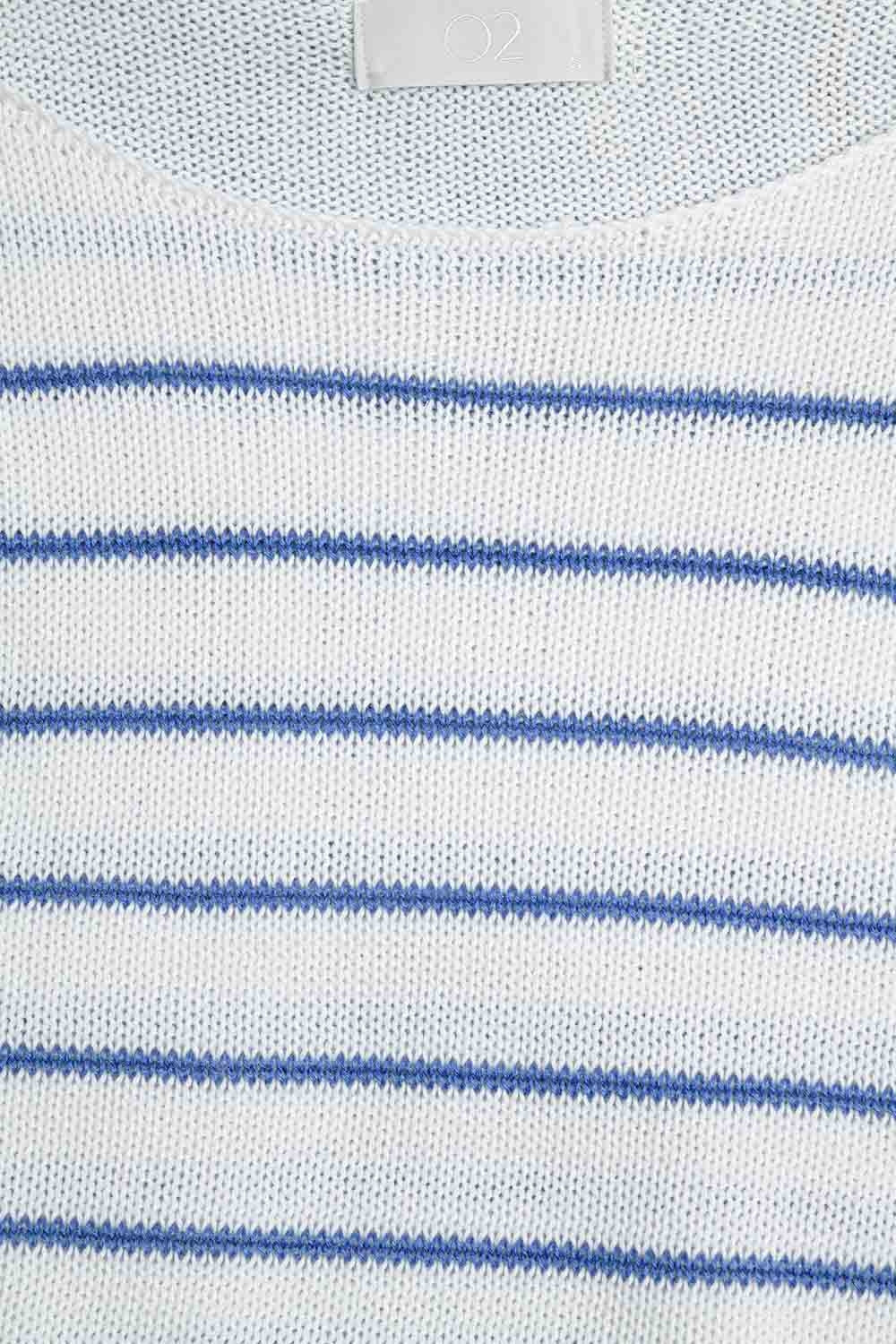 Cream sweater with blue stripes made of fine knit