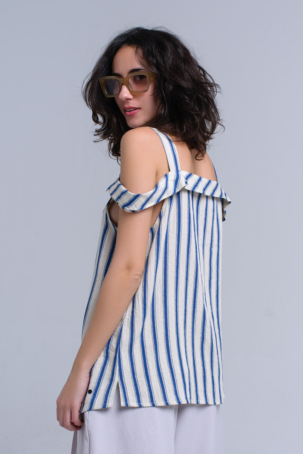 Cream top with blue stripes Q2 Shirts BoutiqueLua