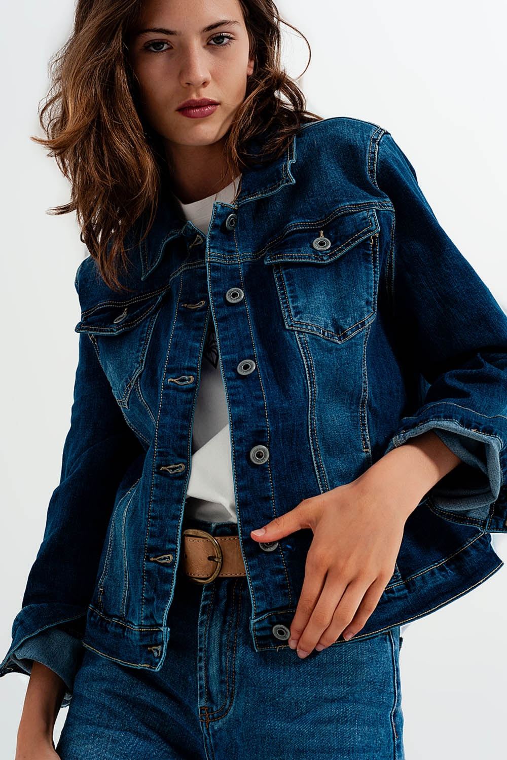 Q2 Cropped denim jacket in darkwash blue