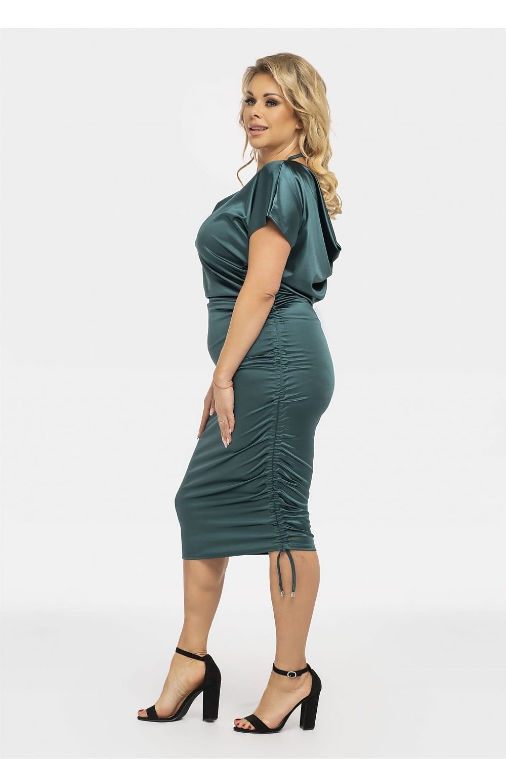 Plus size dress