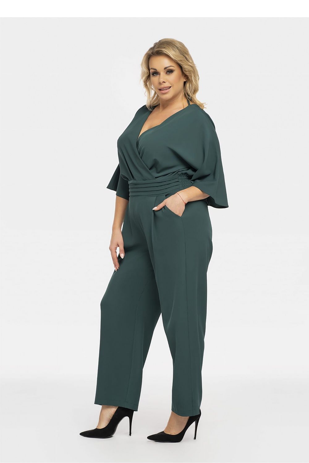 Suit plus size