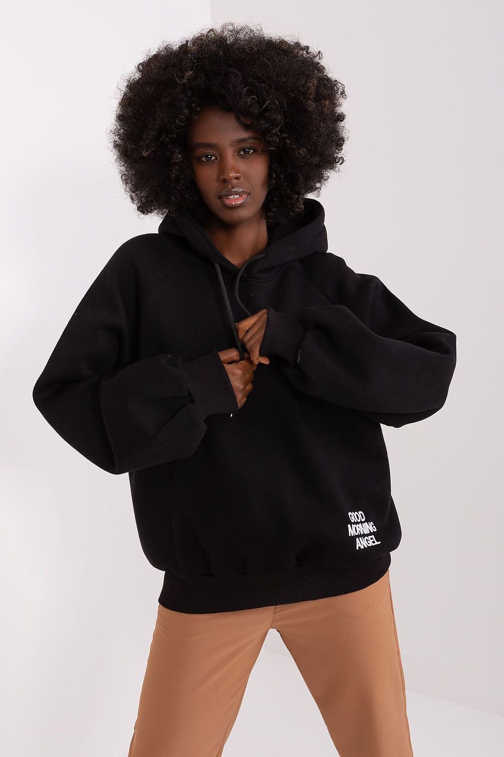 Sweat-shirt isolé à capuche pour femme