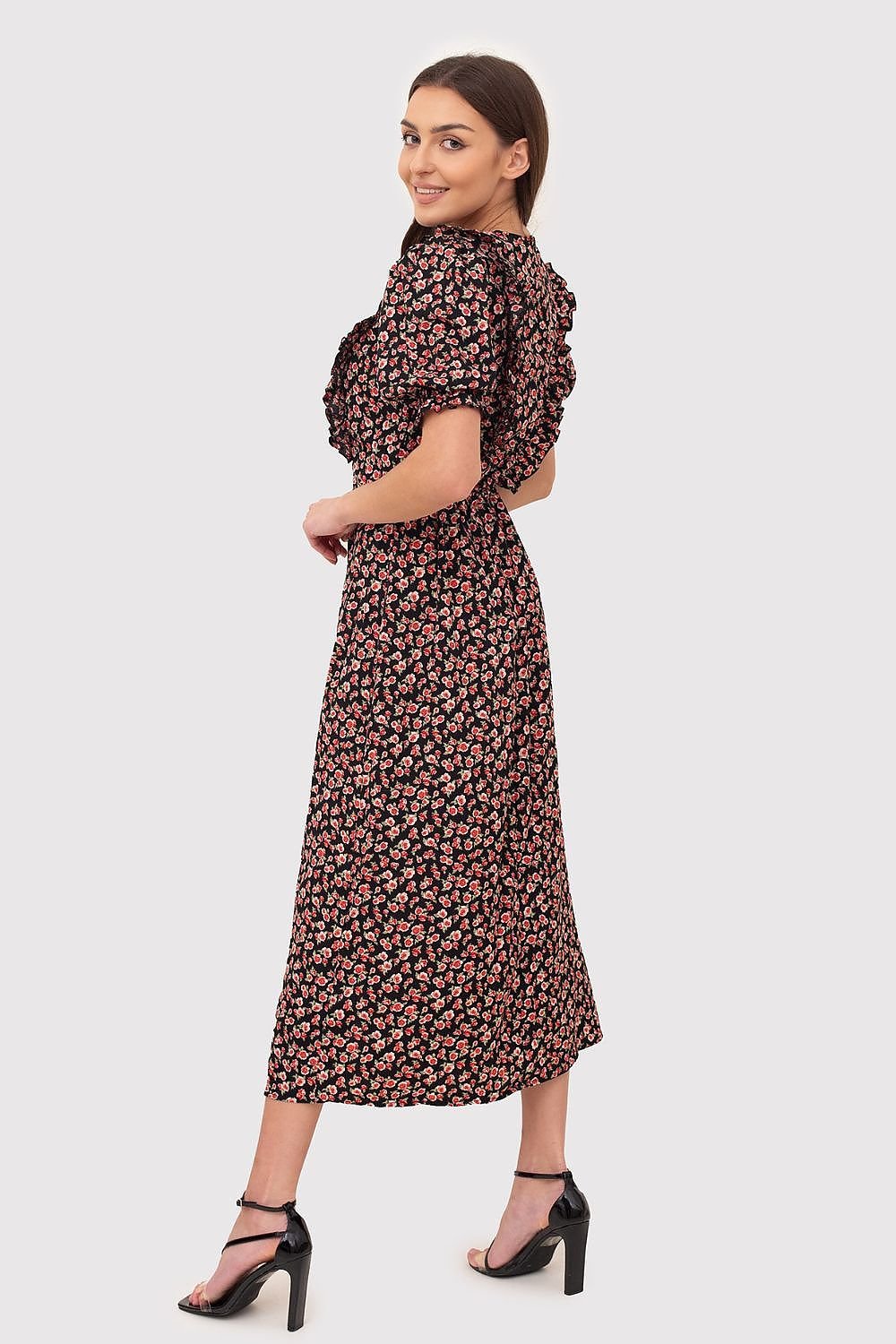 Robe mi-longue chic avec volants plissés et jambes fendues