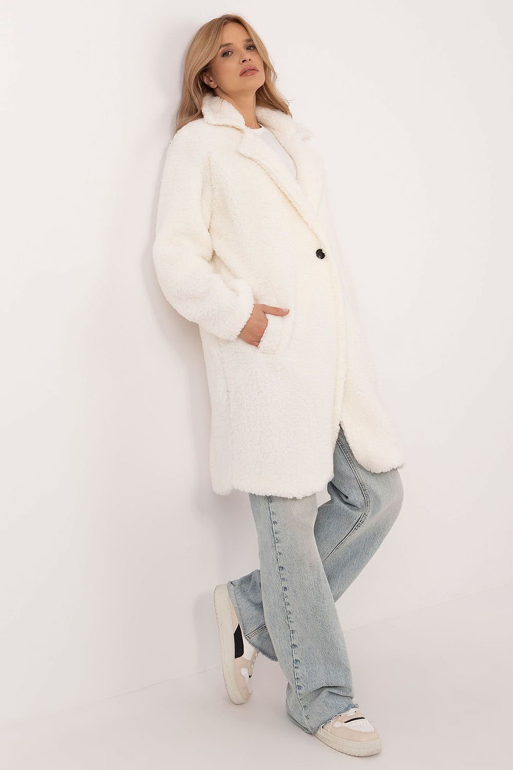 Elegant Women's Winter Coat