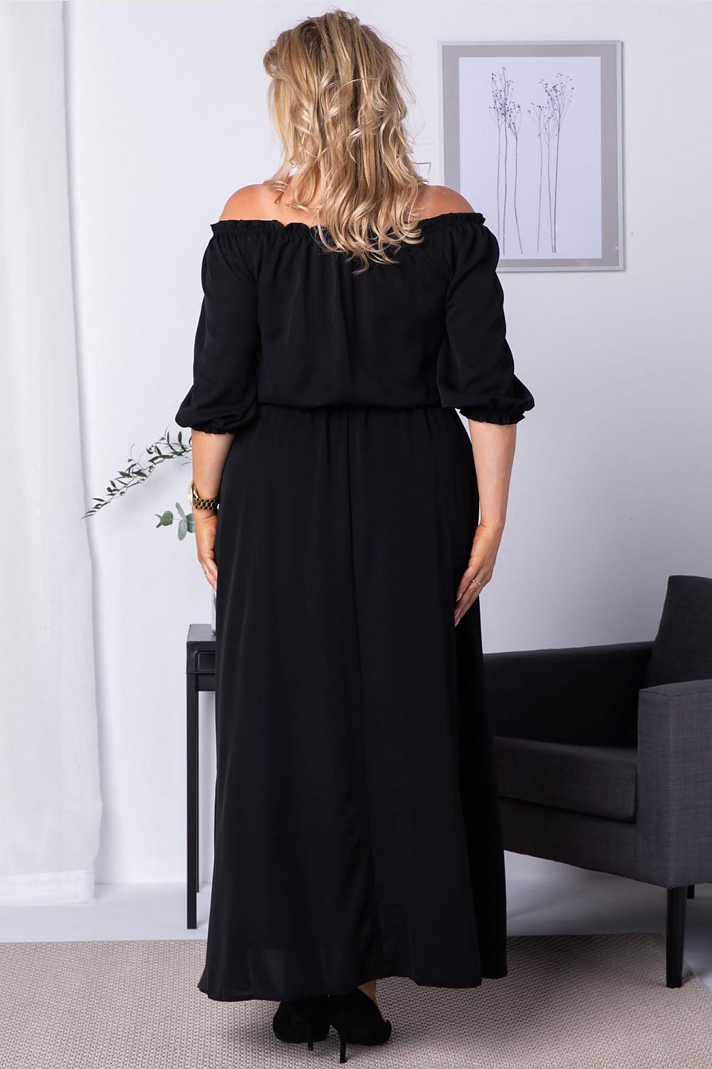 Plus size dress