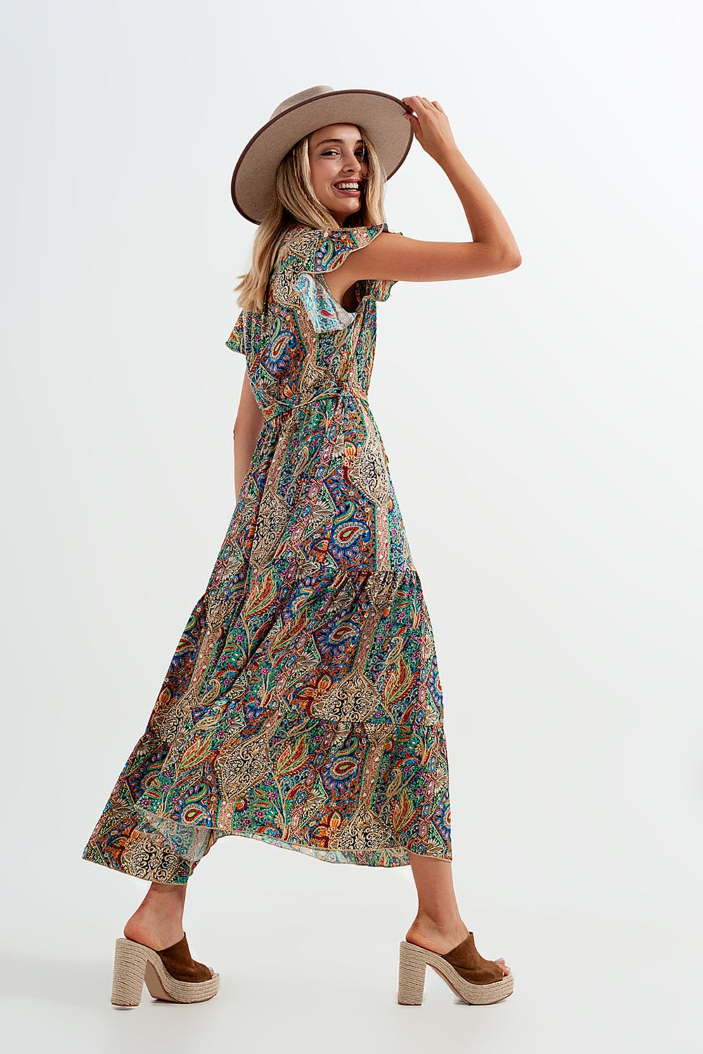 Dressed ruffle hem midaxi dress in paisley print in green Q2 Dresses BoutiqueLua