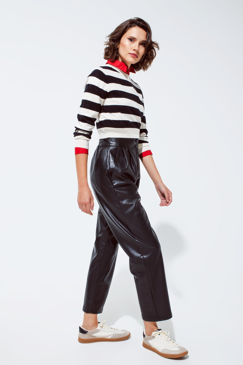 Faux leather pants with pleats and elastic waist Q2 Pants BoutiqueLua