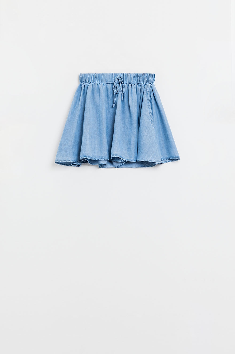 Flowing Tencel Denim Shorts With Side Pockets Q2 Pants BoutiqueLua