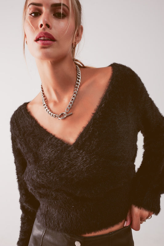 Q2 Fluffy v neck knit jumper in black