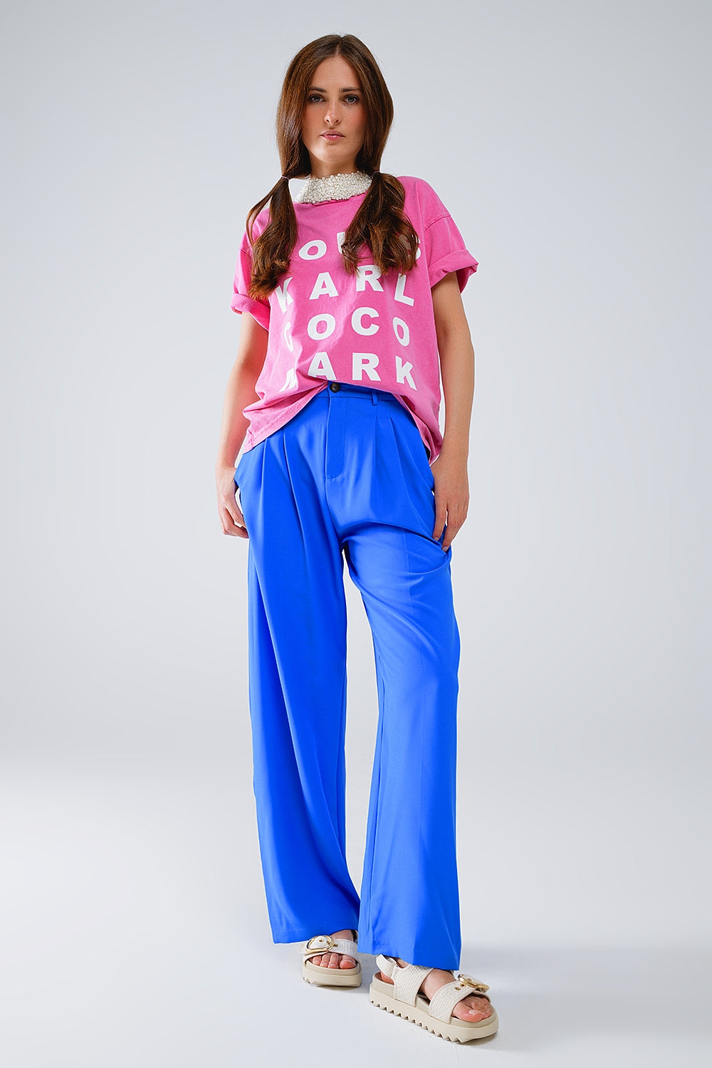 Fuchsia T-shirt With famous Names Logos At The Front Q2 Tops BoutiqueLua