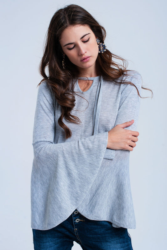 Q2 Gray sweater with bell sleeves