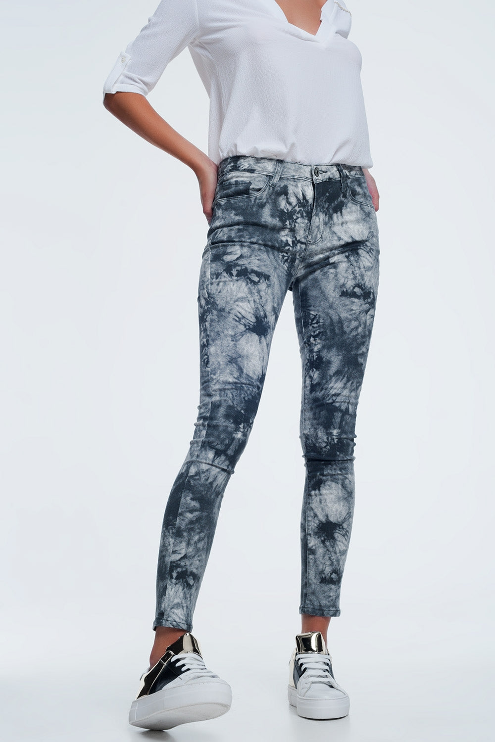 Gray tinted slim pants Q2 Pants BoutiqueLua