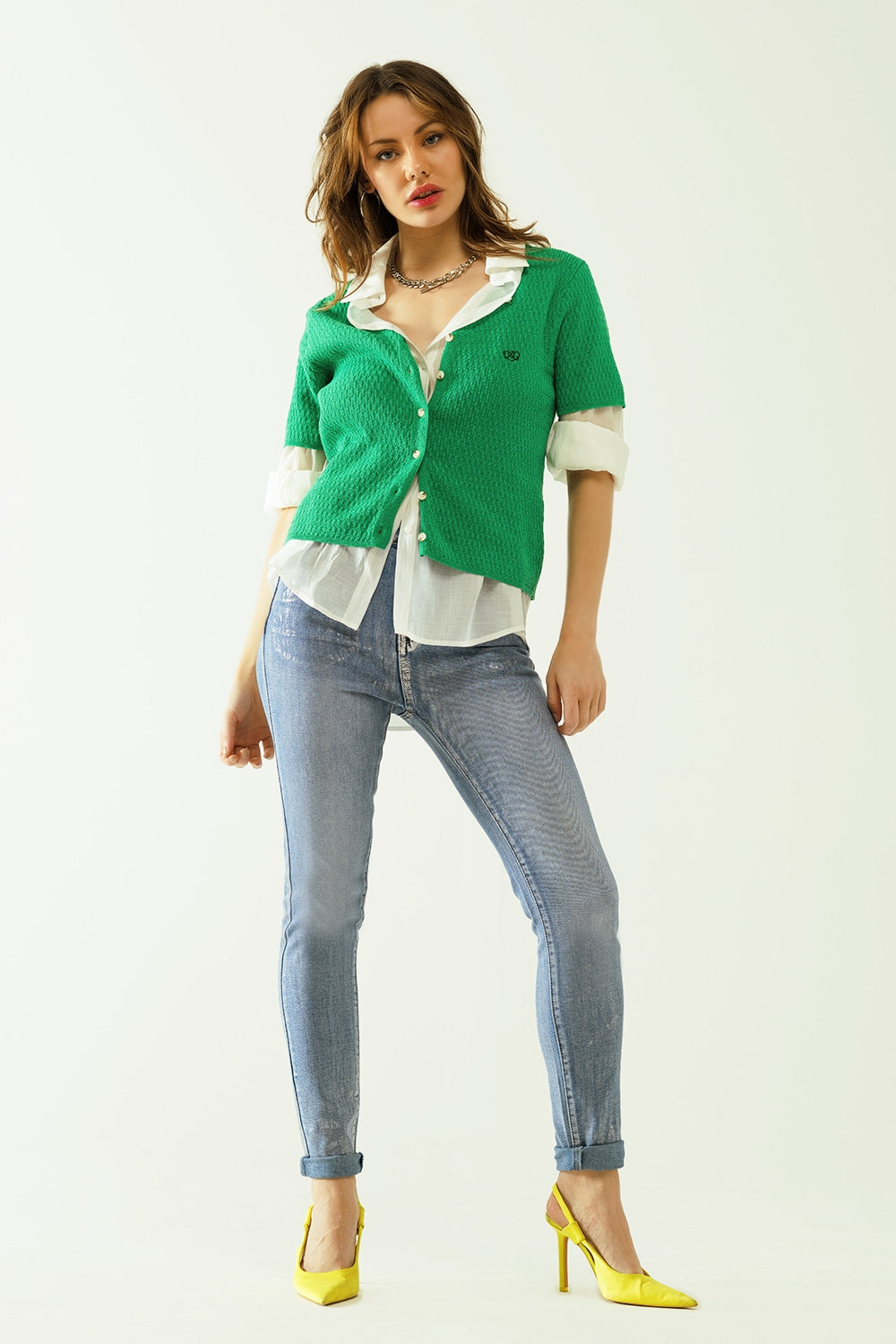 Green cardigan with short sleeves and front closure with button Q2 Sweaters BoutiqueLua