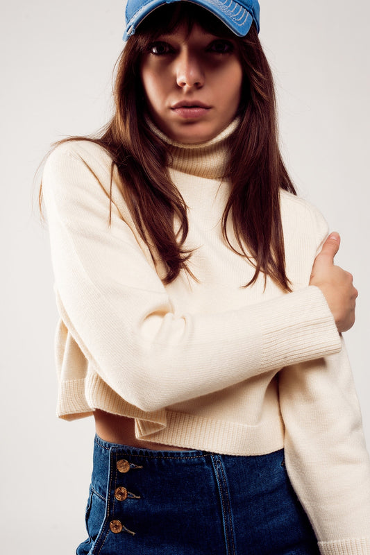 Q2 High neck cropped jumper in cream