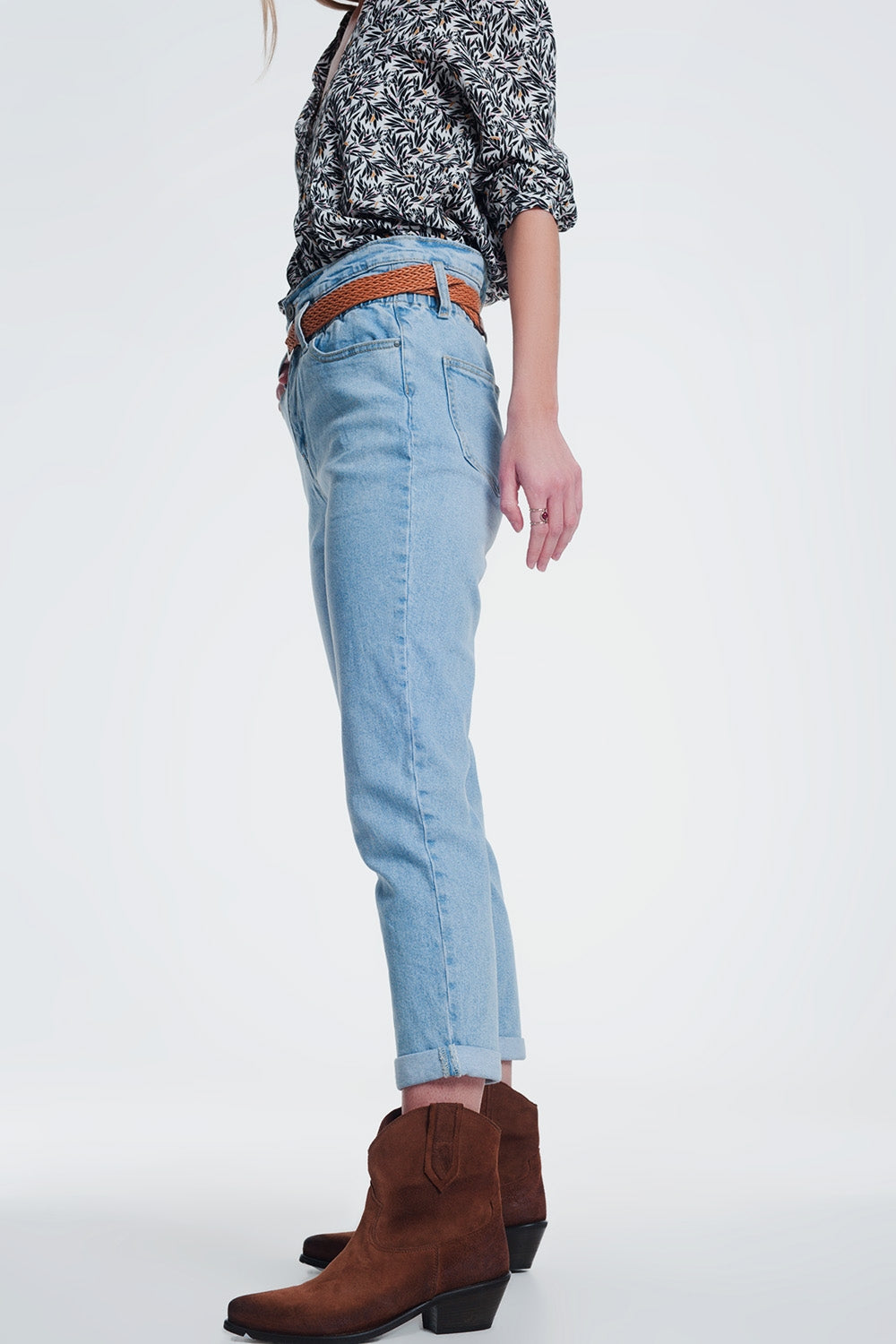 high waist mom jeans with belt in light denim Q2 Jeans BoutiqueLua