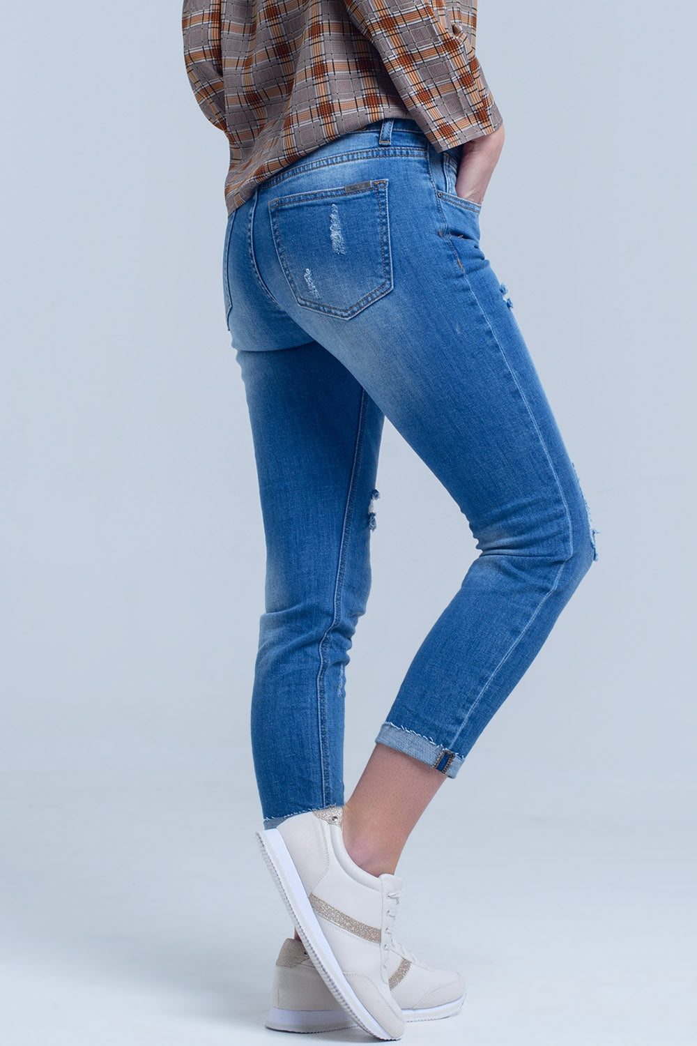 Jean skinny with rips on the legs Q2 Jeans BoutiqueLua