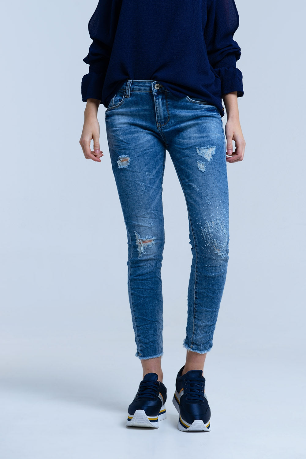 Jeans with rips details Q2 Jeans BoutiqueLua