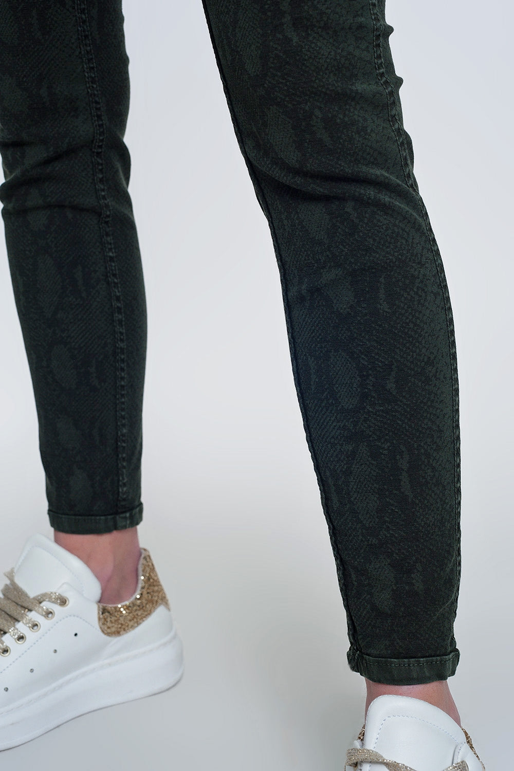 Khaki super skinny reversible pants with snake print Q2 Jeans BoutiqueLua