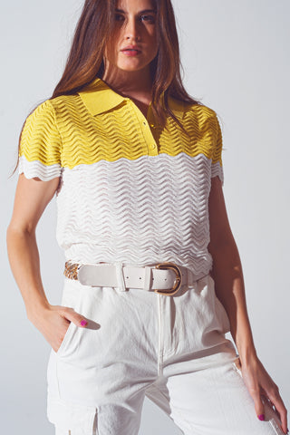 Polo Cropped em Malha Color Block em Branco e Amarelo