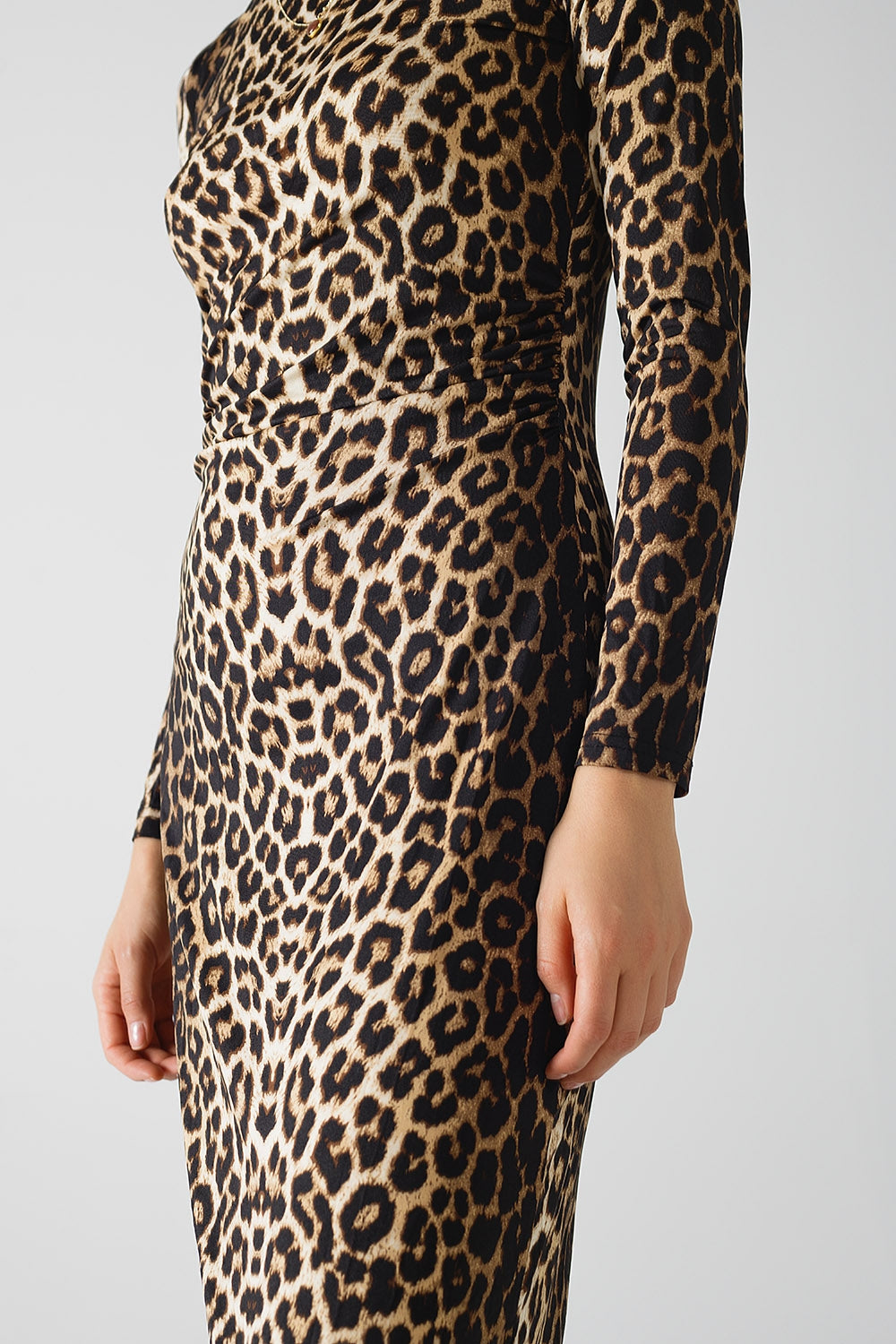 Leopard print Spandex dress with pleat detail at the waist Q2 Dresses BoutiqueLua