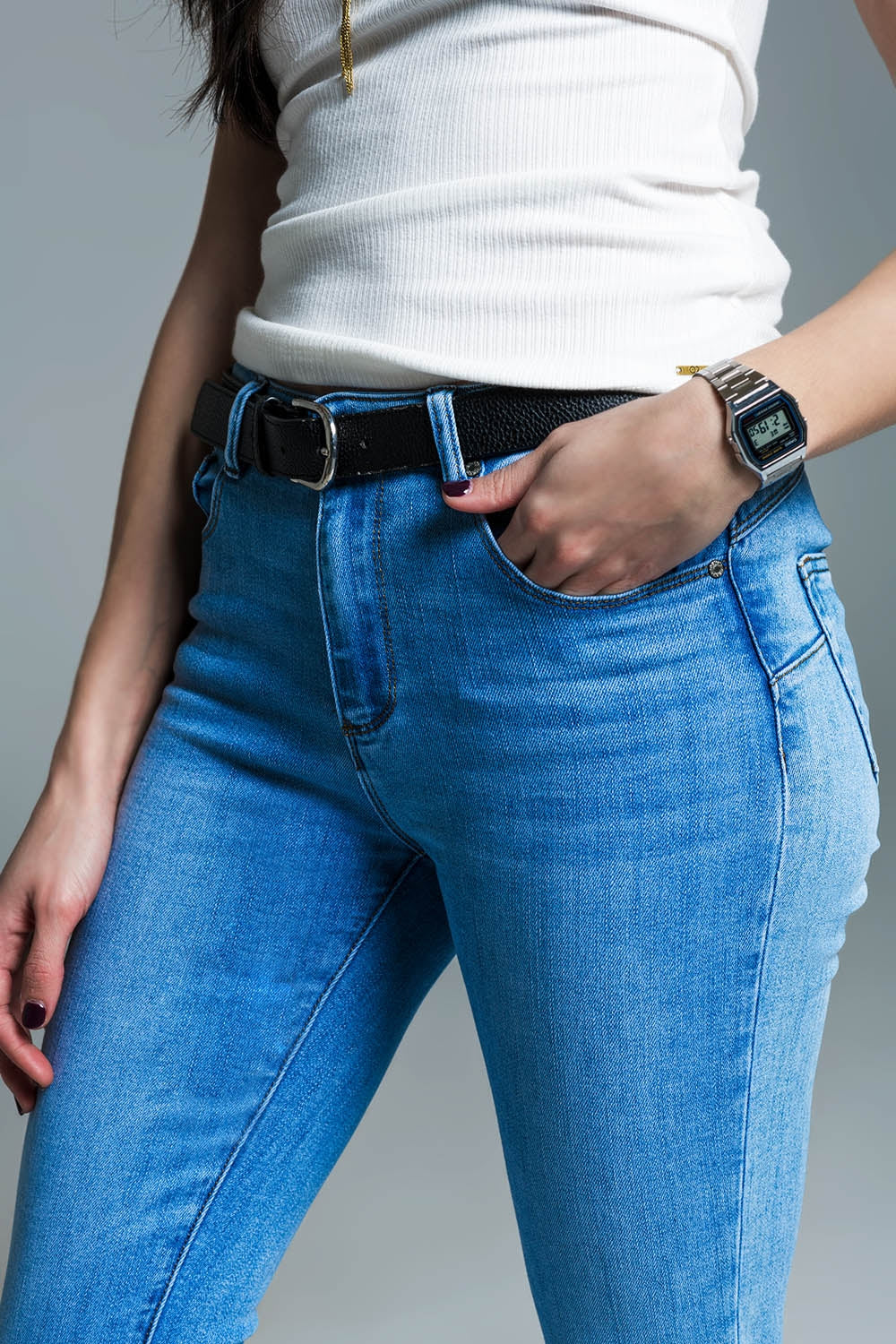 Light blue basic skinny jeans with short slit at hem Q2 Jeans BoutiqueLua