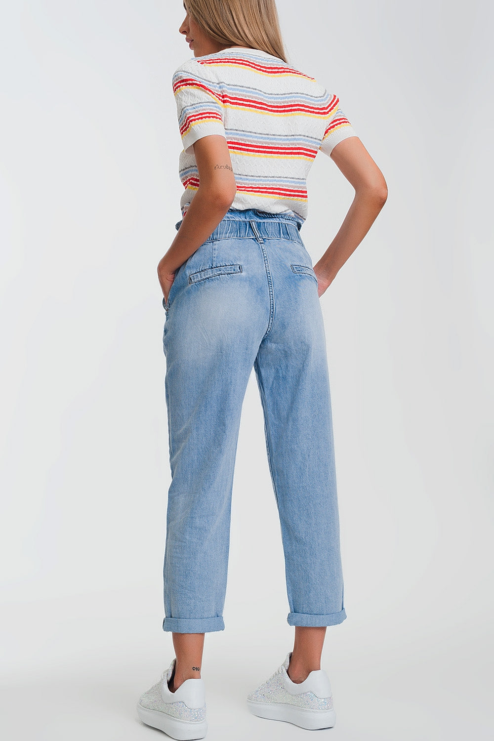 Light denim straight jeans with big waistband detail Q2 Jeans BoutiqueLua