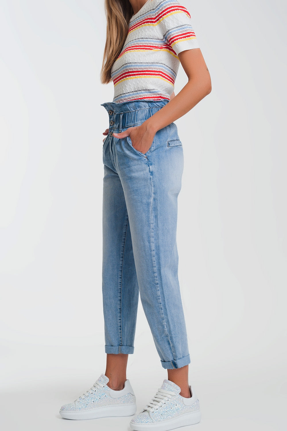 Light denim straight jeans with big waistband detail Q2 Jeans BoutiqueLua