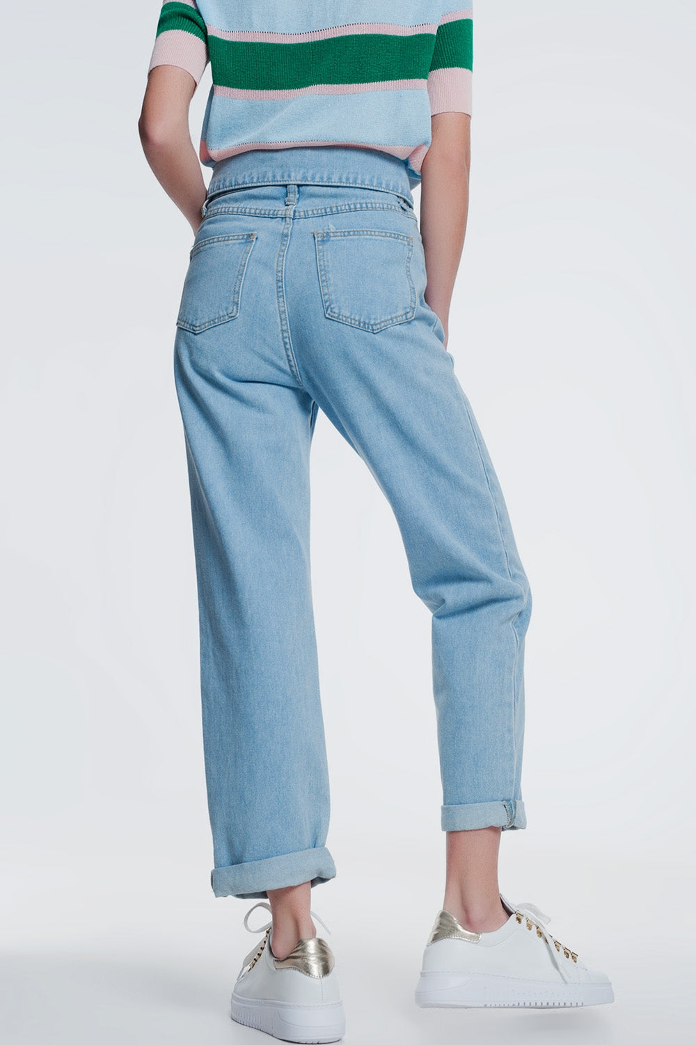 Light denim straight jeans with folded waist Q2 Jeans BoutiqueLua