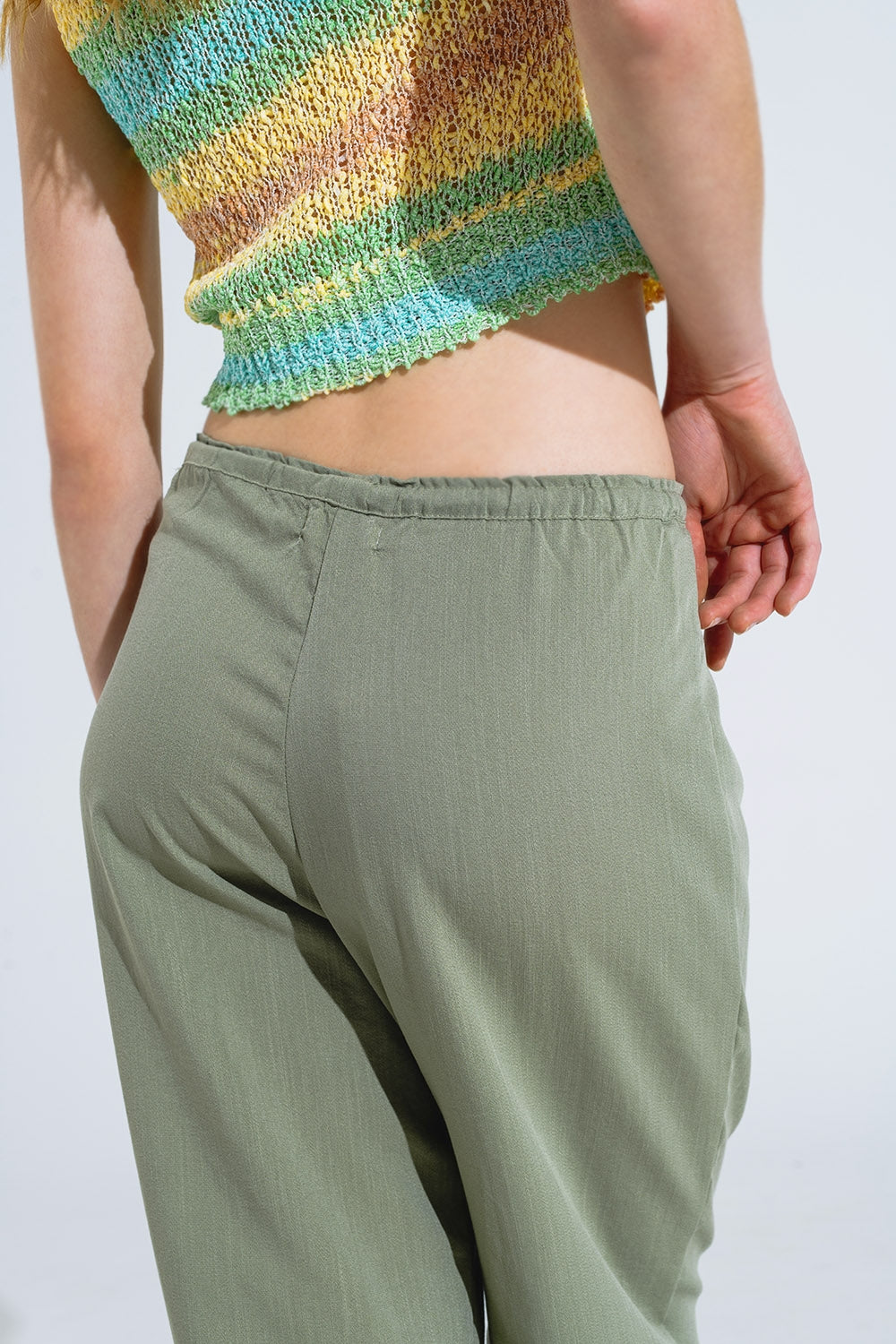 Light Green Relaxed Pants With Drawstring Closing And Side Pockets Q2 Pants BoutiqueLua