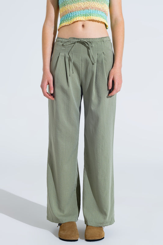 Q2 Light Green Relaxed Pants With Drawstring Closing And Side Pockets