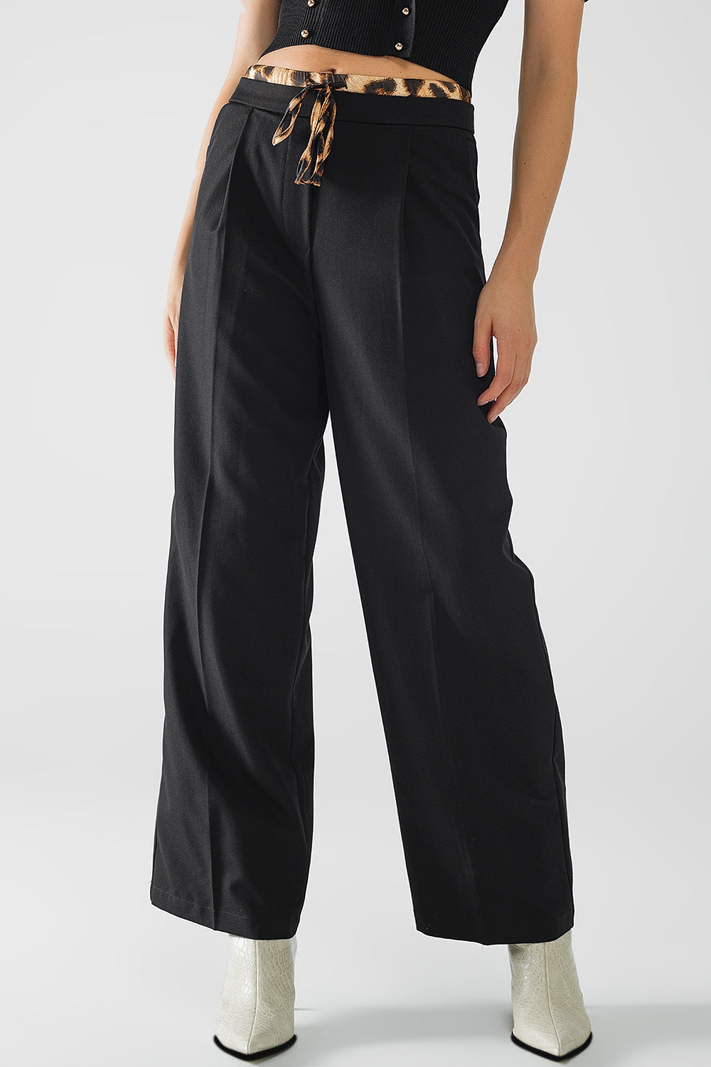 Long black pleated pants with leopard detail at the waist Q2 Pants BoutiqueLua