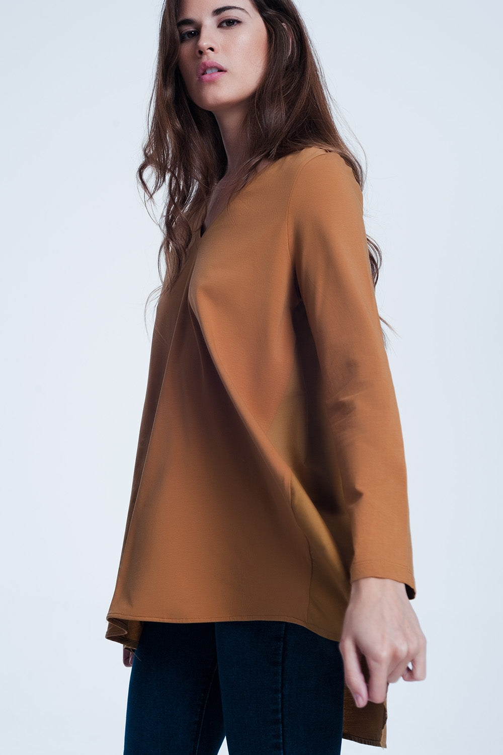 Long  brown t-shirt with long sleeves Q2 Shirts BoutiqueLua