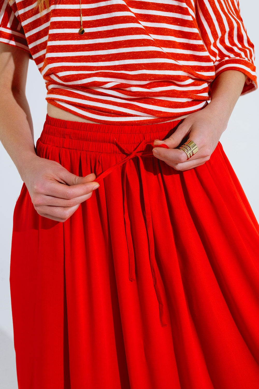 Maxi skirt in red fluid fabric with elastic waist Q2 Skirts BoutiqueLua