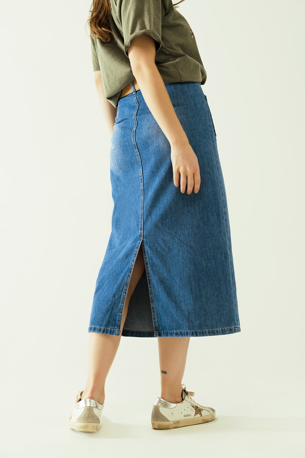 Midi denim skirt with front pockets Q2 Skirts BoutiqueLua