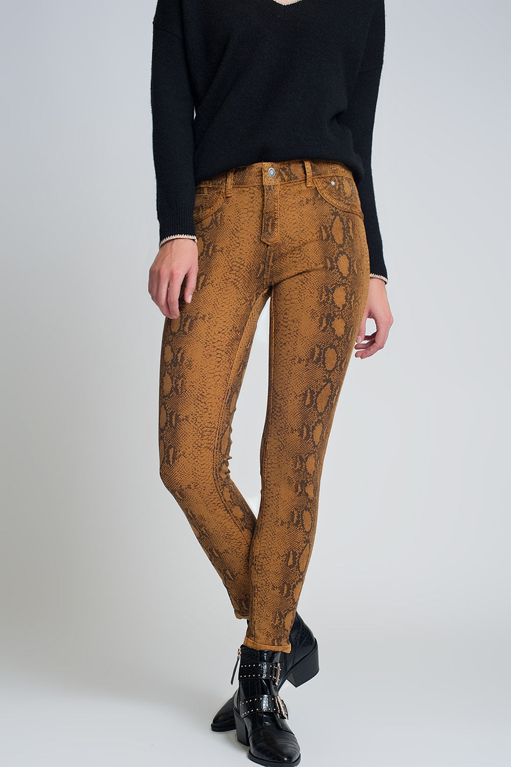 Mustard super skinny reversible pants with snake print Q2 Jeans BoutiqueLua