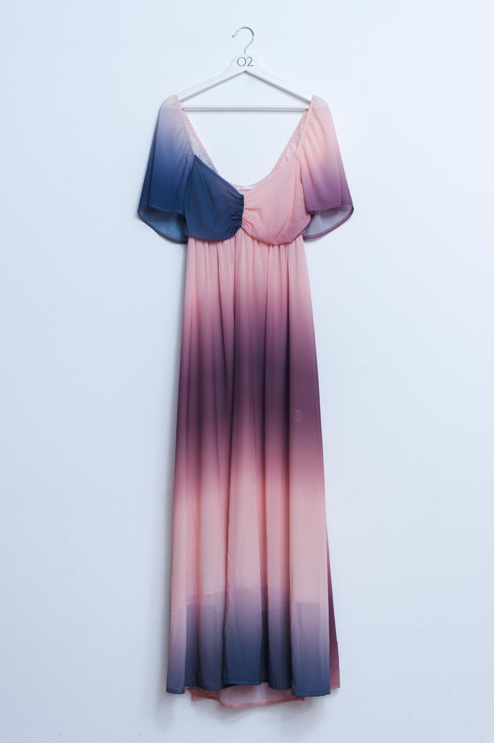 Q2 Ombre sweetheart maxi dress in beige