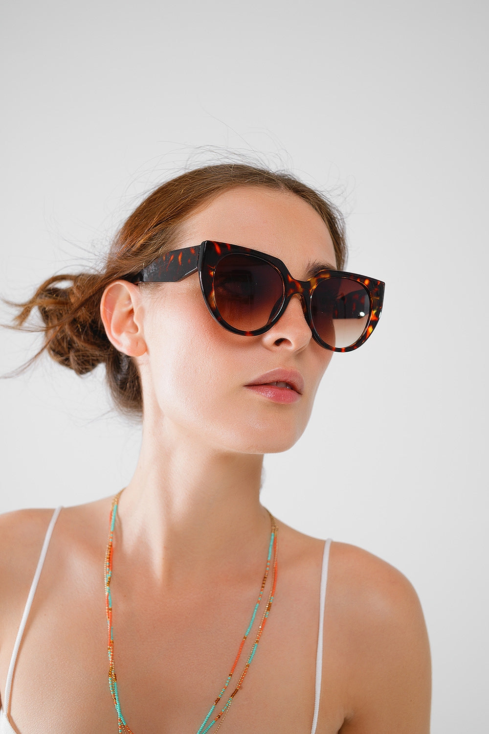 Oversized Cat Eye Sunglasses With Wide Rim in Tortoise Shell Q2 Sunglasses BoutiqueLua